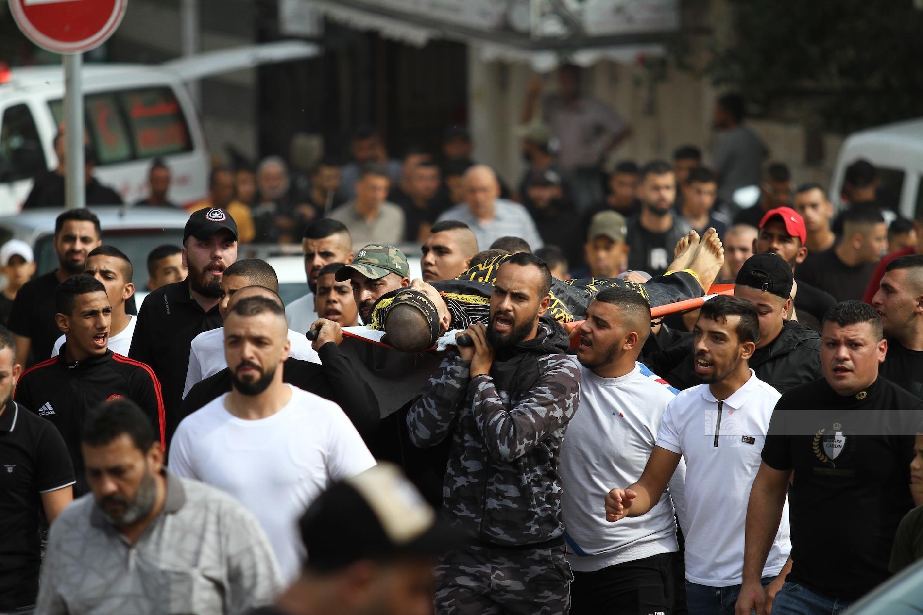 تشييع جثمان الشهيد صلاح عبد الرحيم "بريكي" في مدينة جنين (تصوير: عدي دعيبس/وفا)